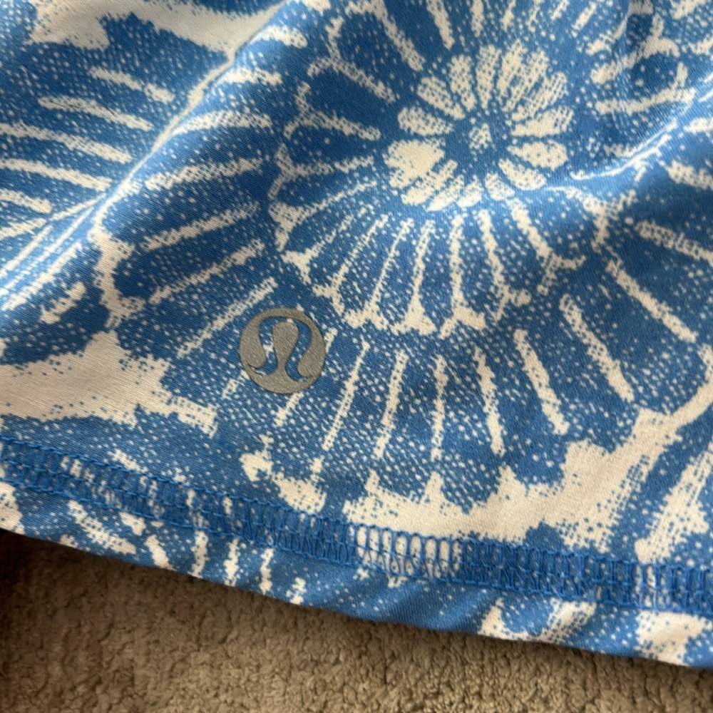 Lululemon Blue Floral Skirt size 4 - Picture 6 of 7